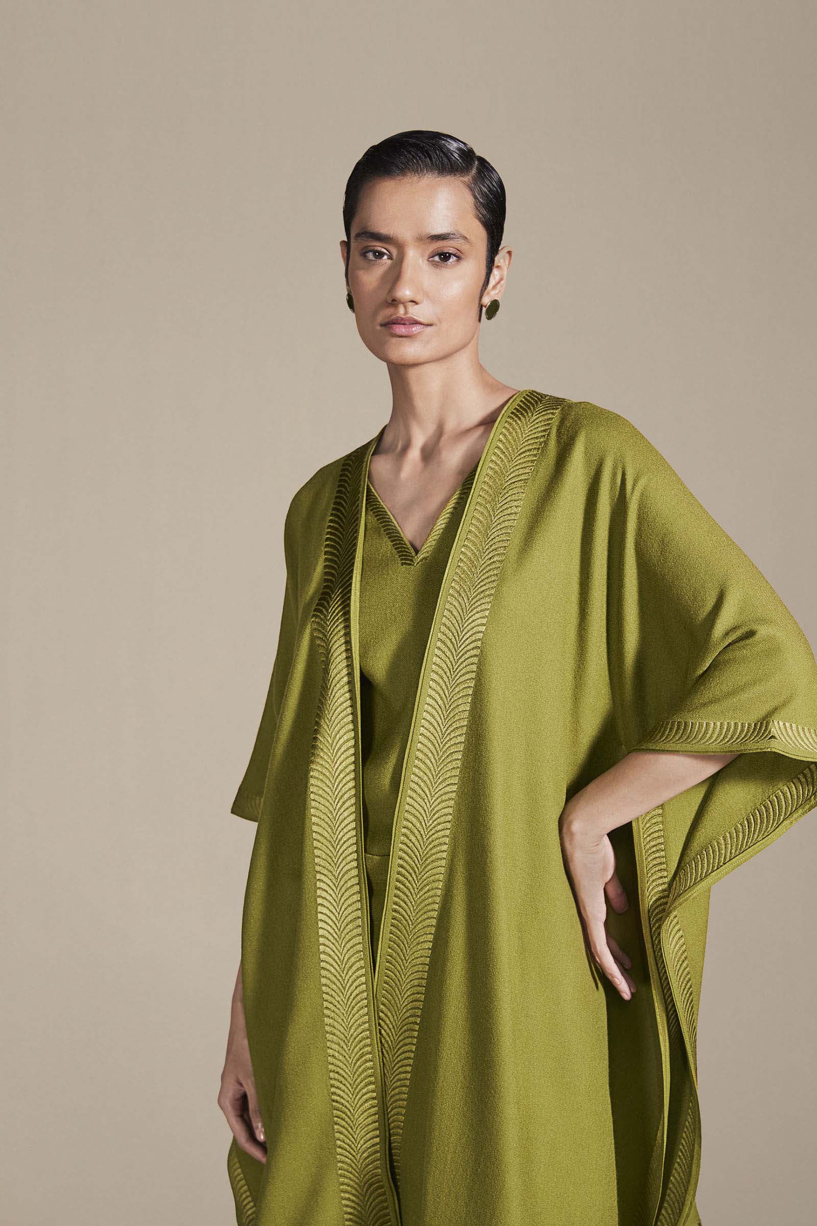 Adarah Cape Set - Image 3