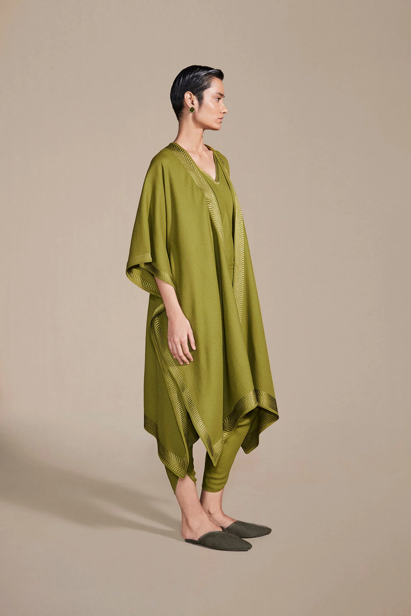 Adarah Cape Set - Image 4