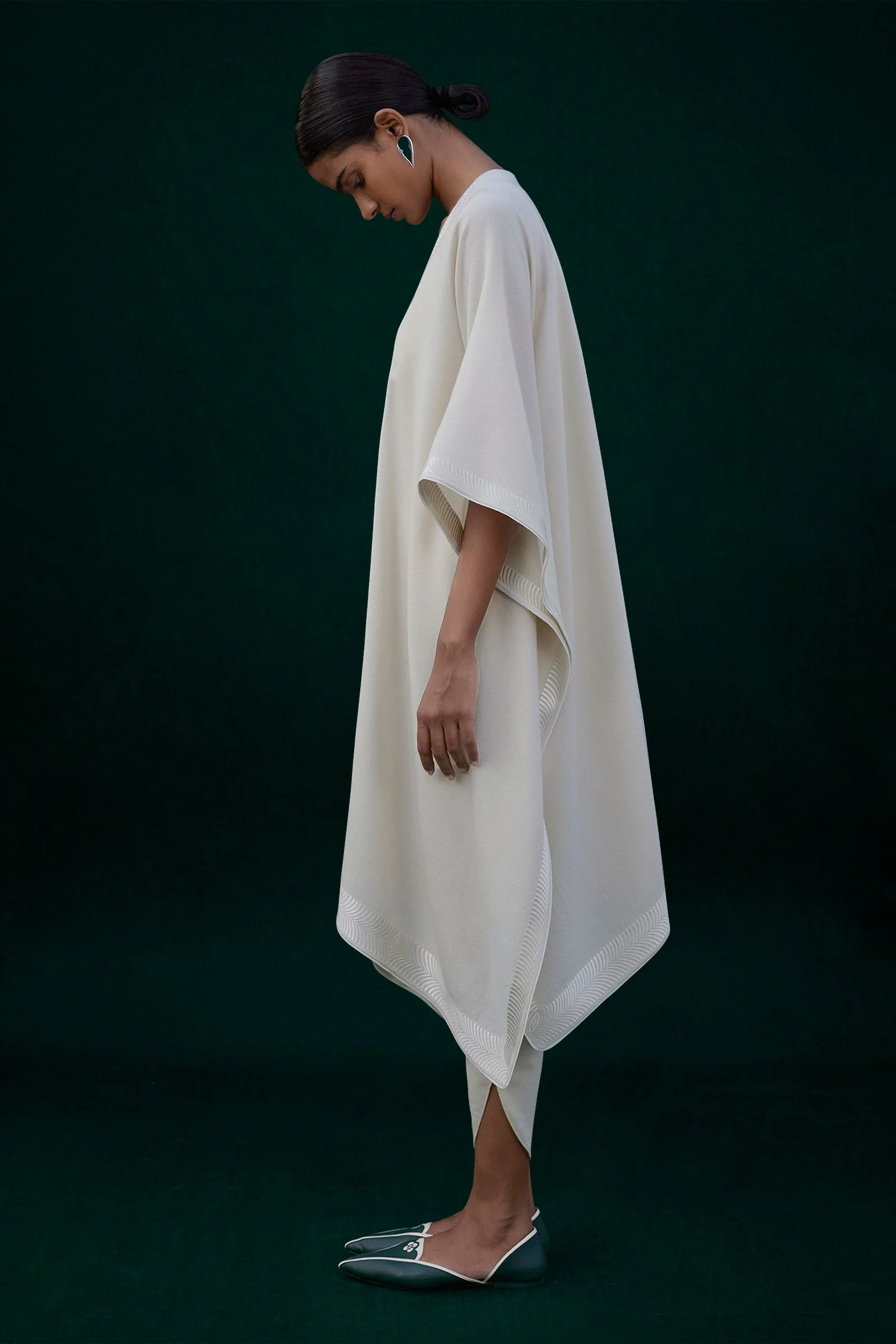 Adarah Cape Set - Image 3