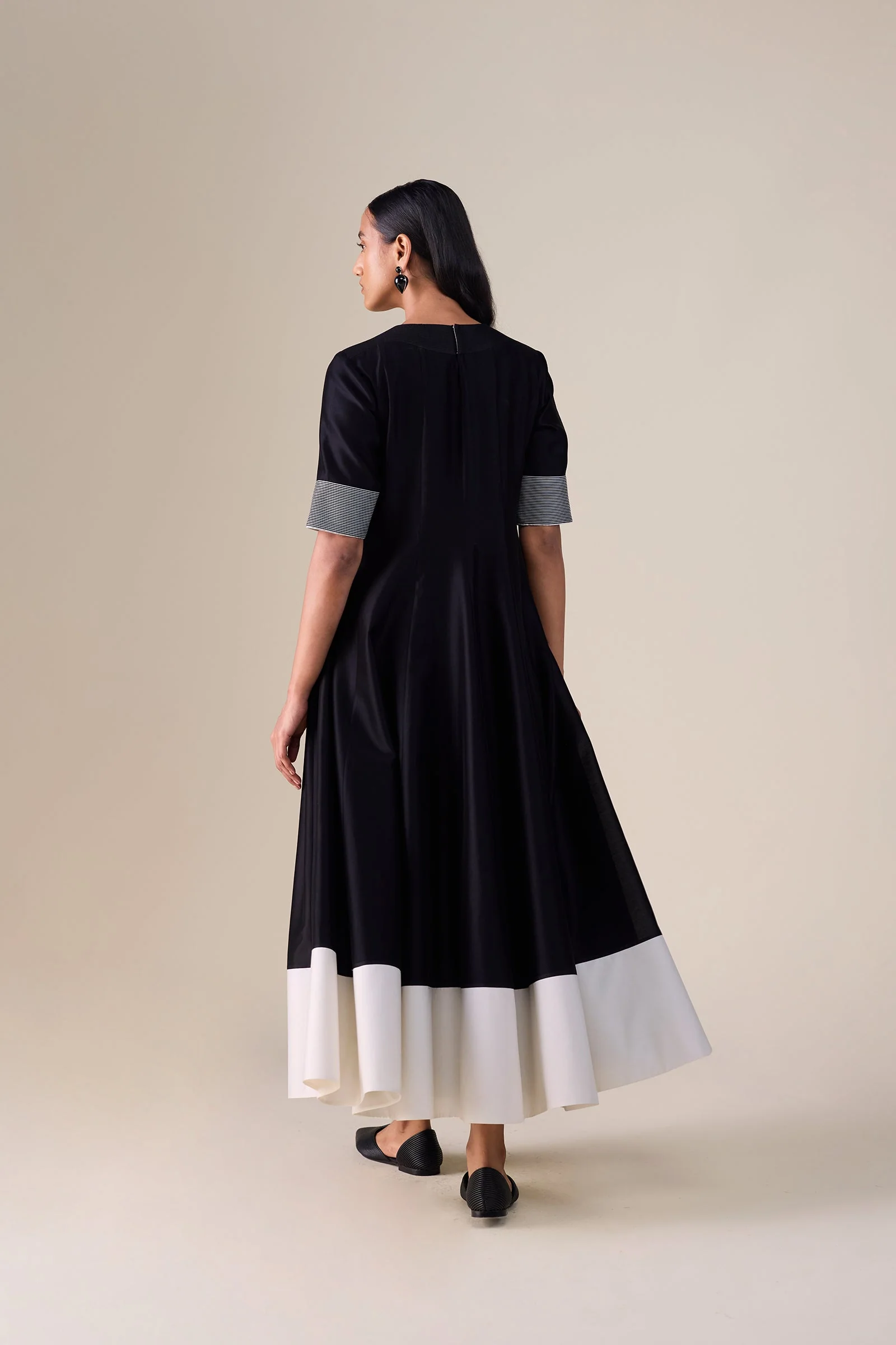 Afeesa Kurta Set - Image 9