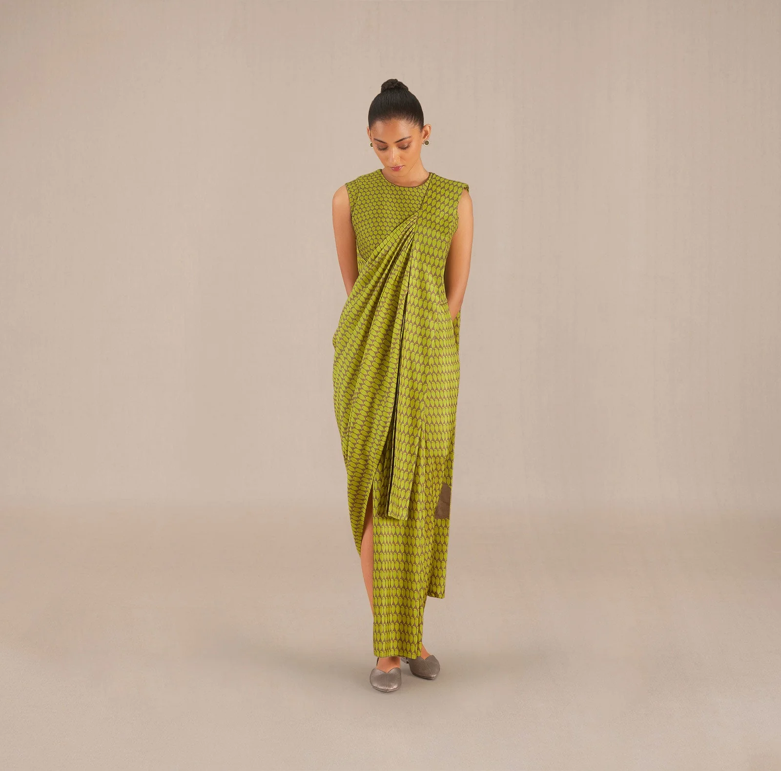 Ainaz Saree