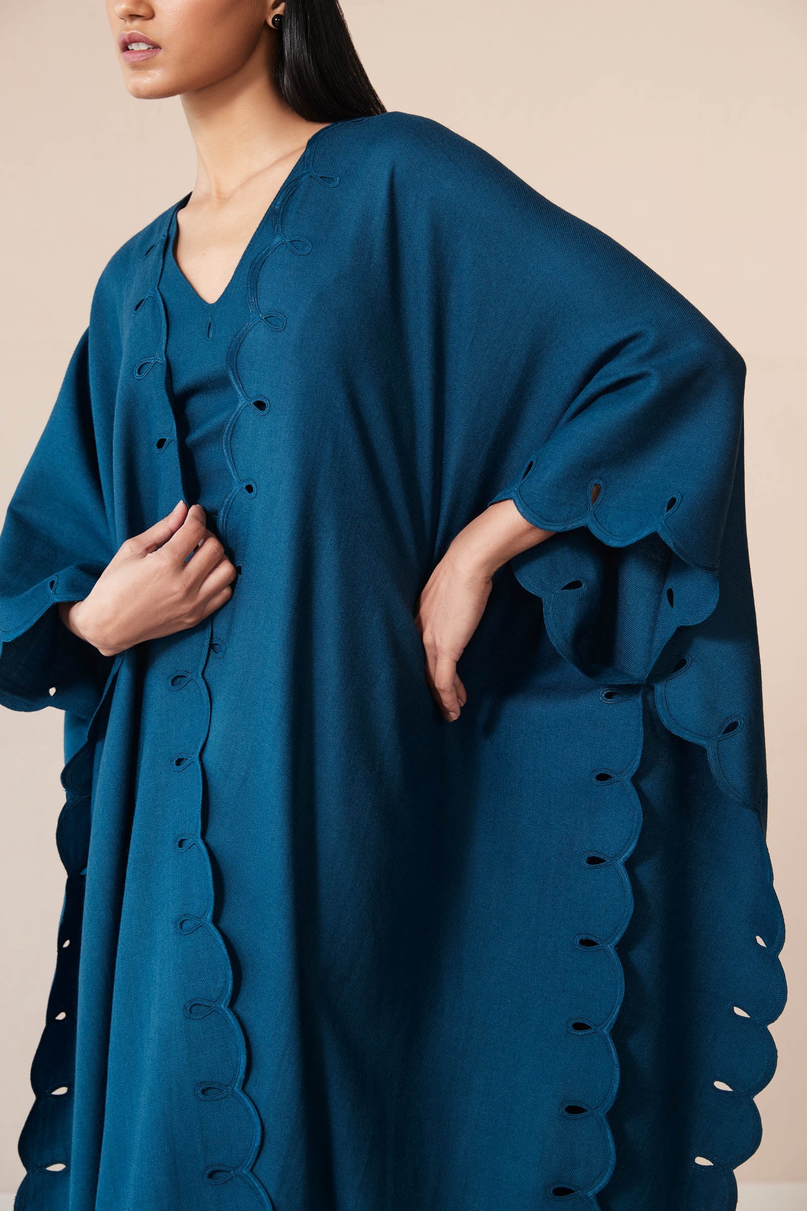 Alea Cape Set - Image 3