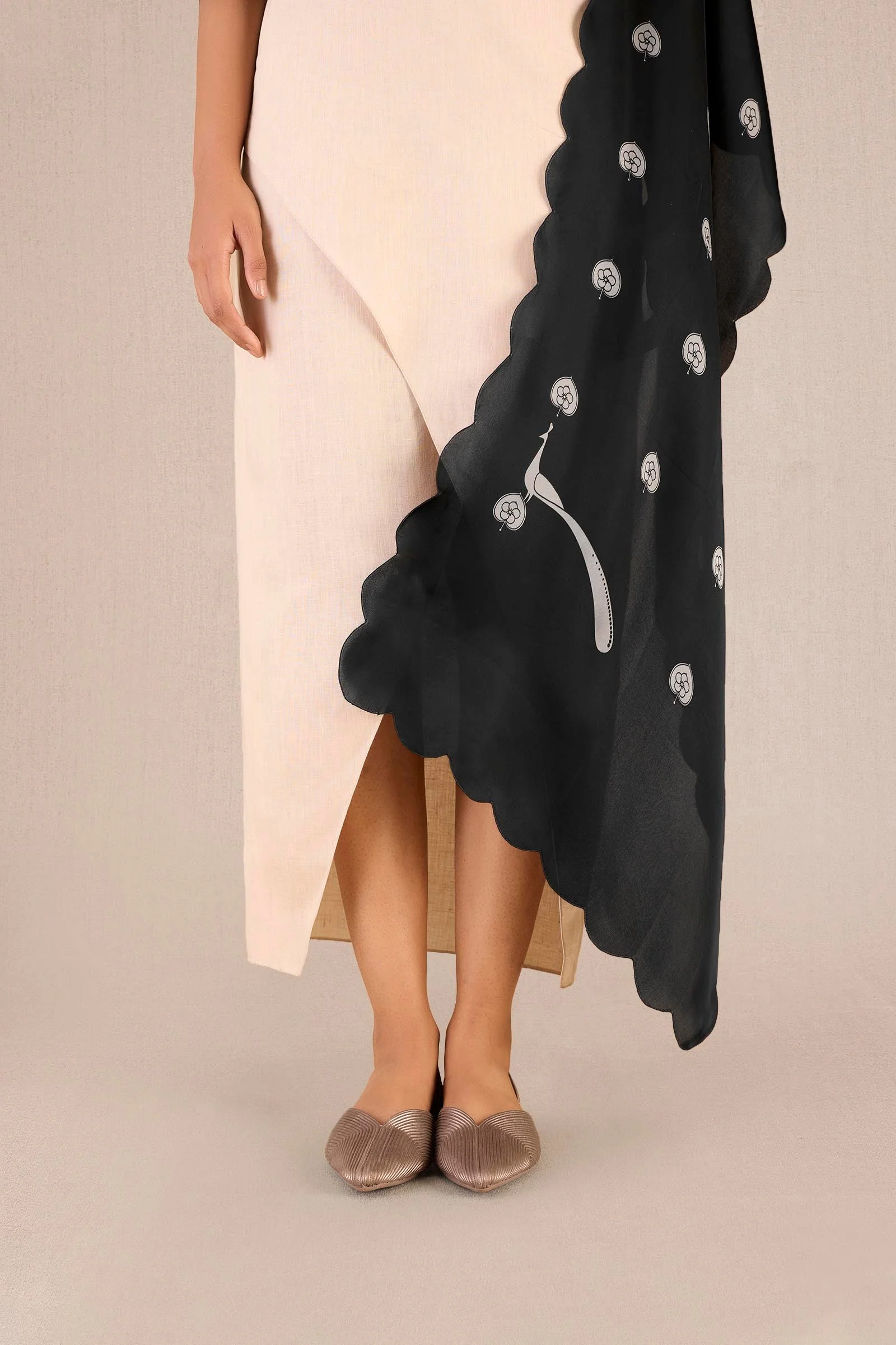 Anvi Scarf - Image 4