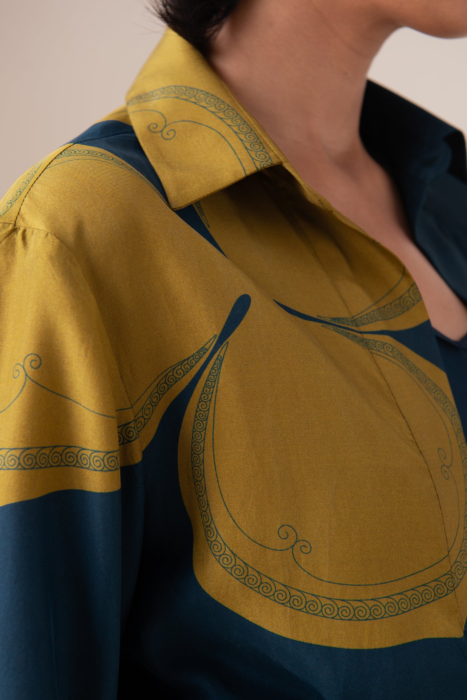 Arin Shirt - Image 5