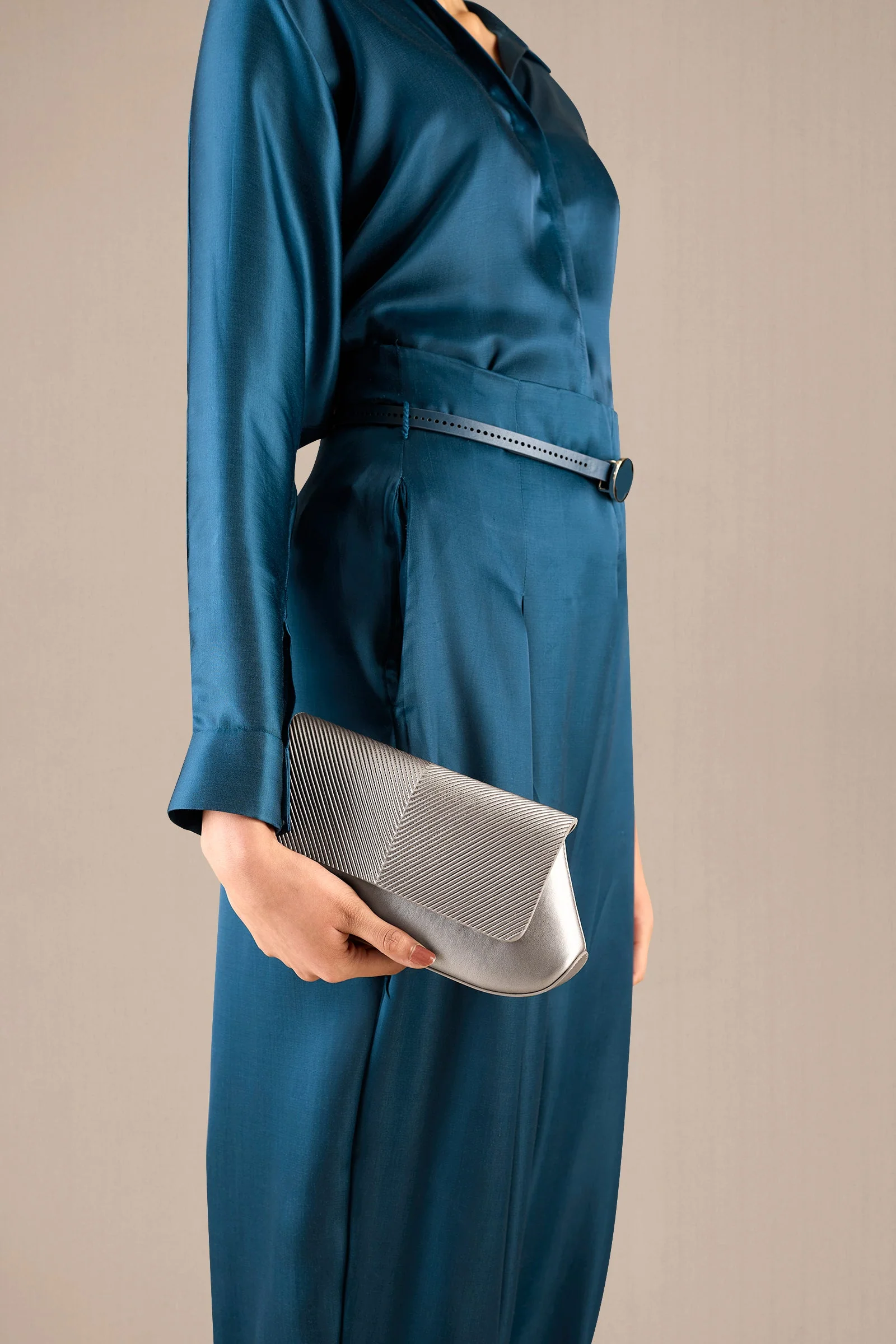 Azra Clutch - Image 4