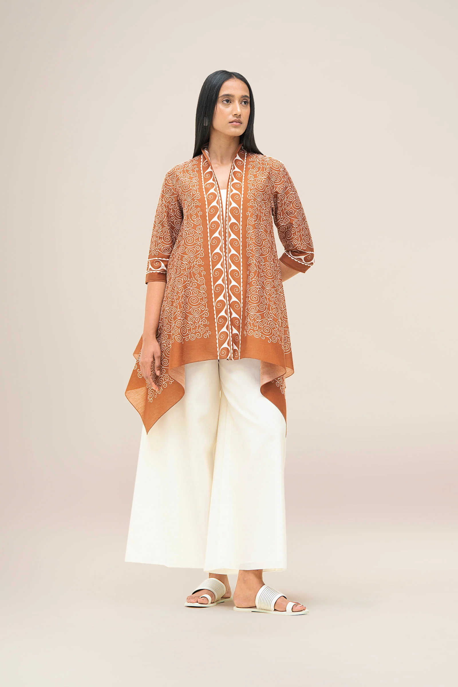 Deora Throw - Image 2