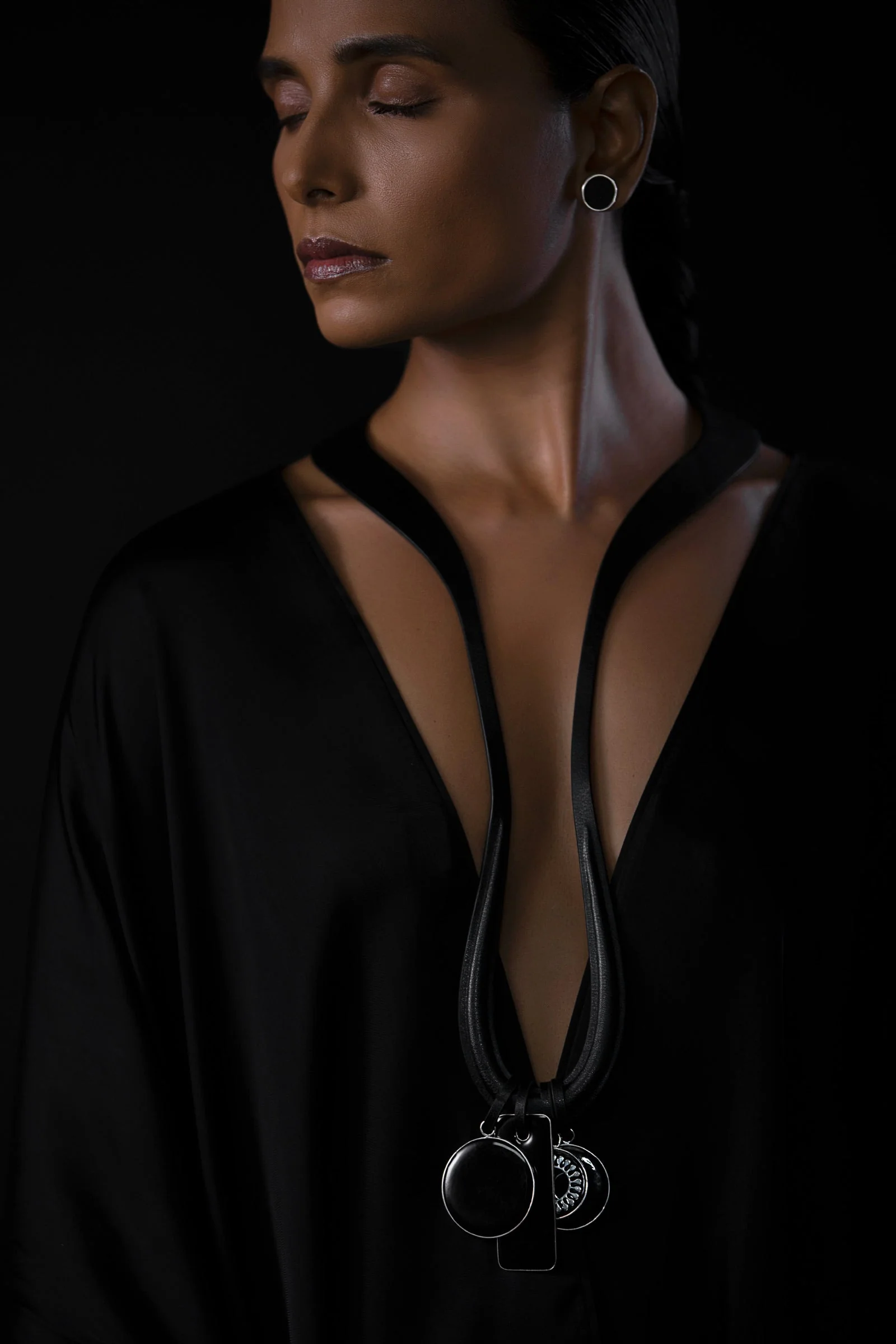 Ellie Neck Piece - Image 3