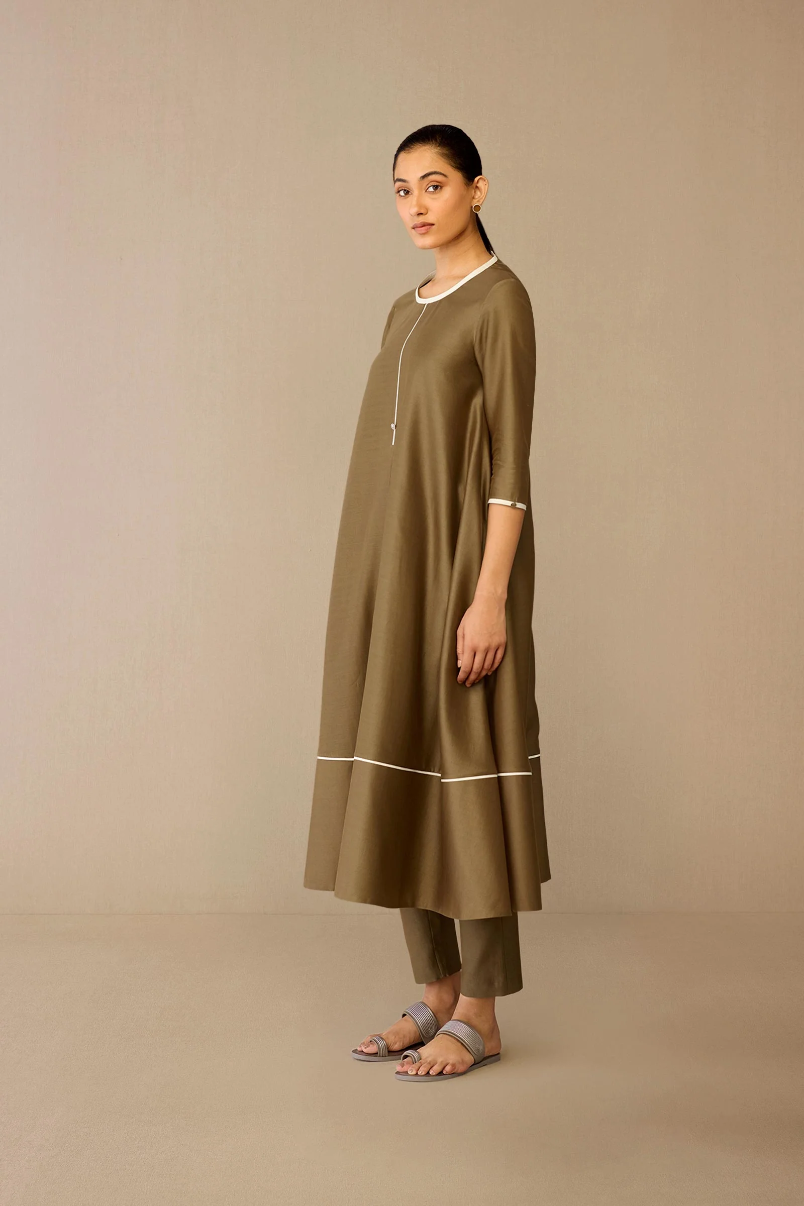 Erisha Kurta Set - Image 8