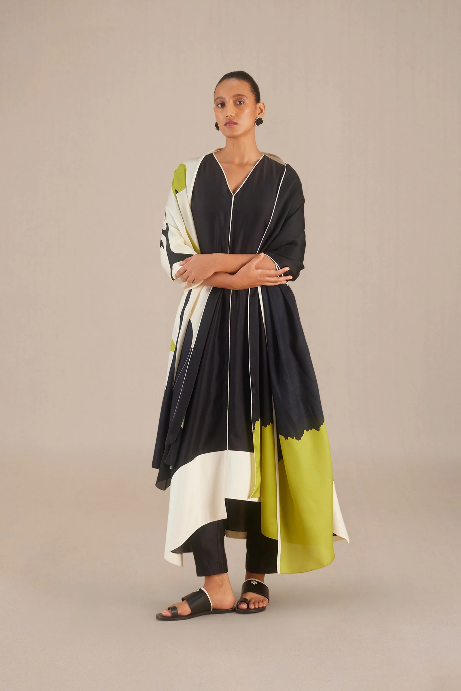 Hayat Kurta Set - Image 3