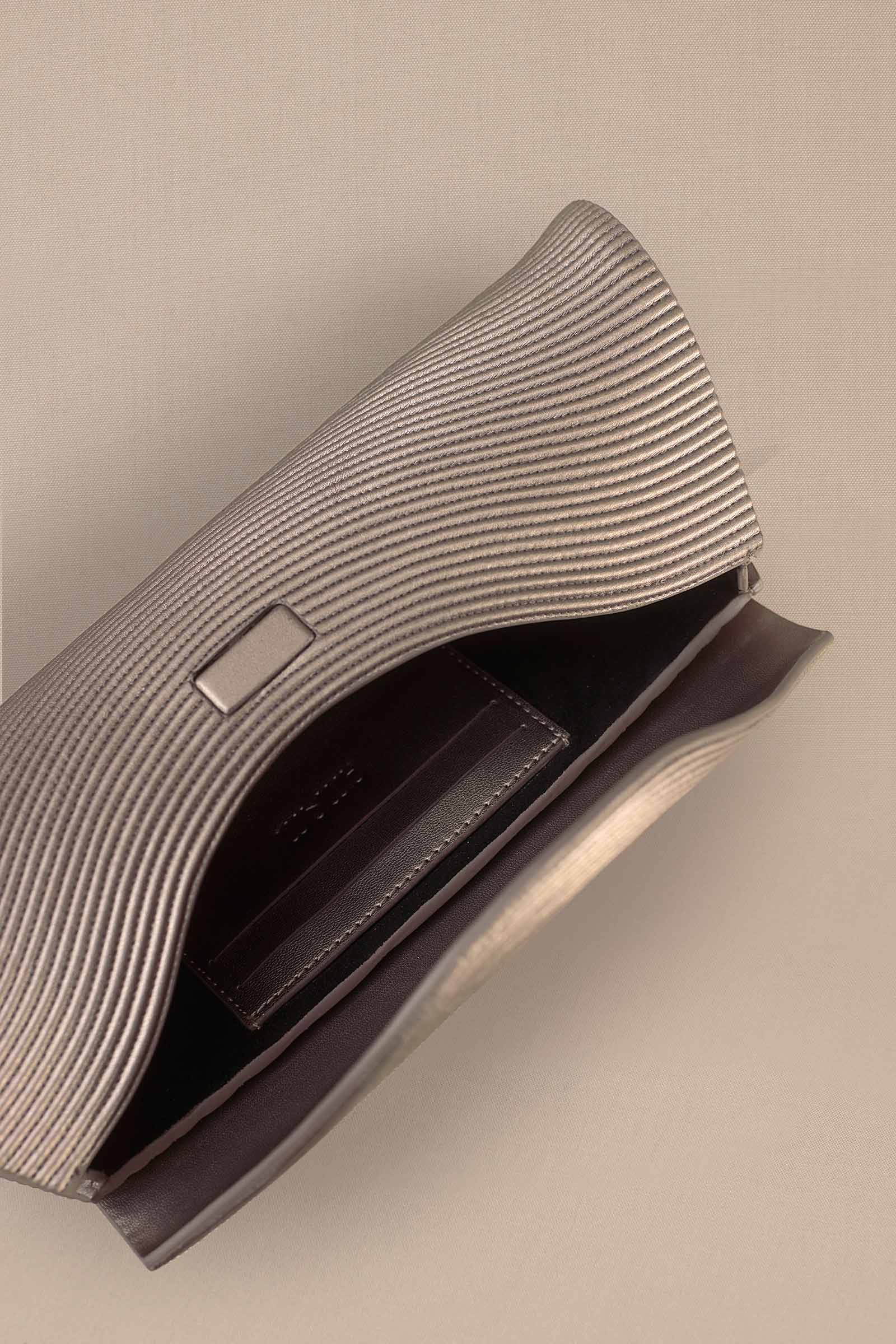 Ida Clutch - Image 7
