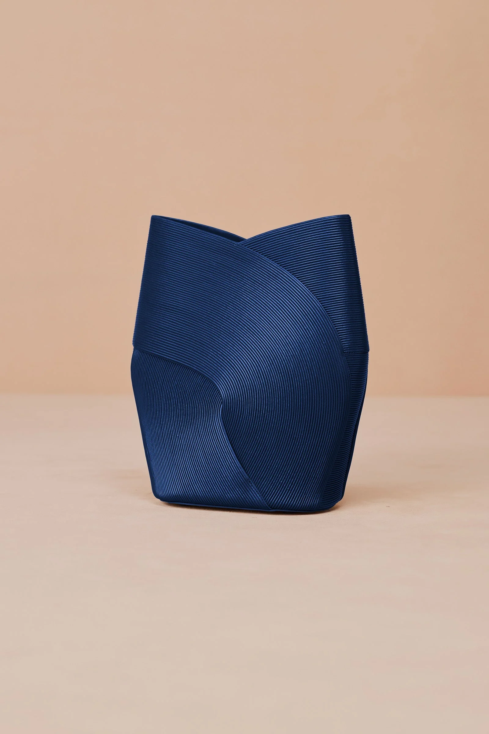 Ilian Shoulder Bag - Image 6