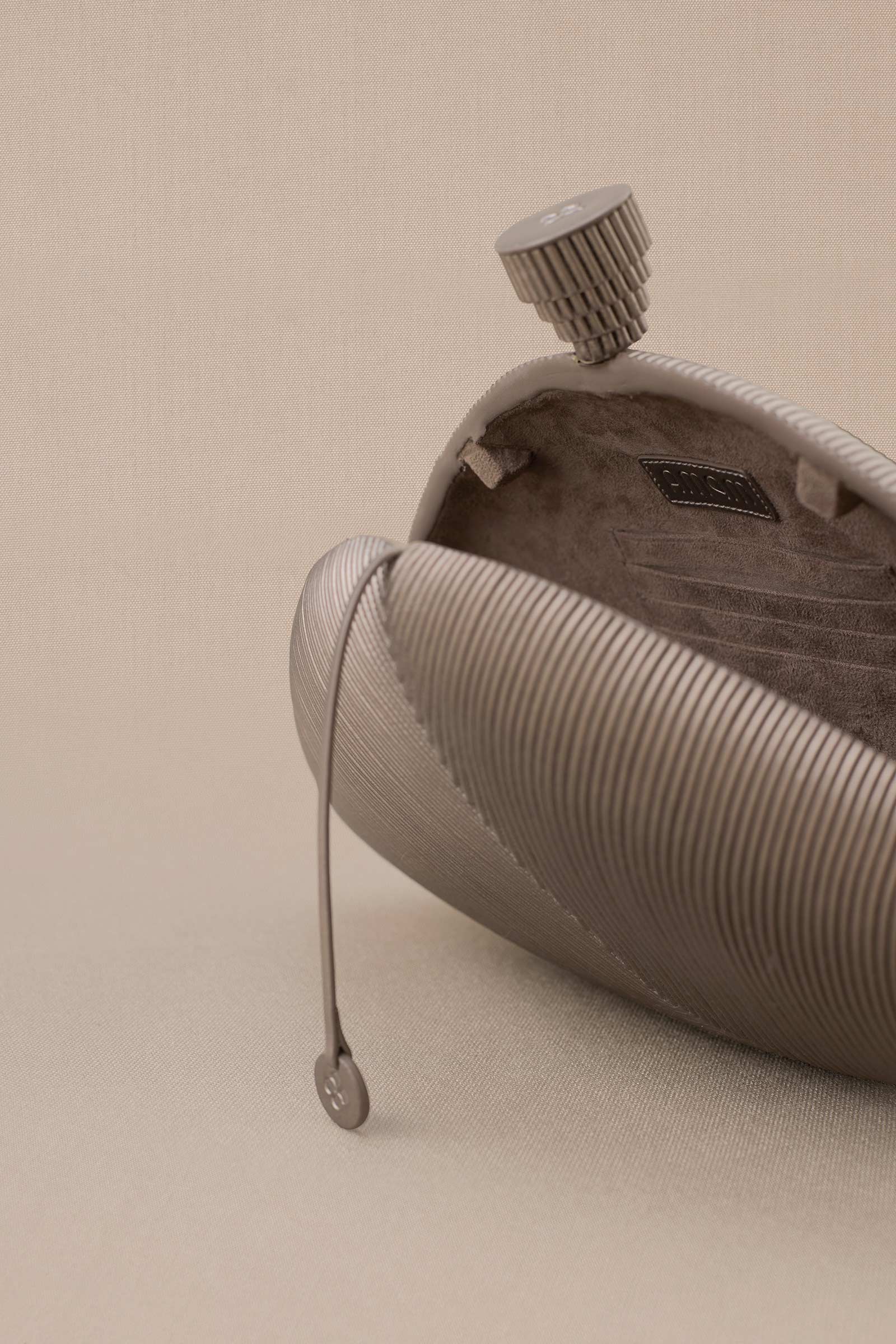 Iman Clutch - Image 8