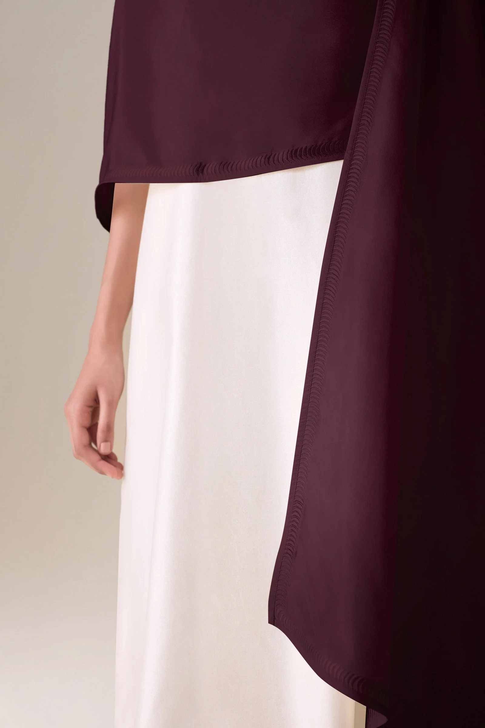 Ivelle Scarf - Image 3