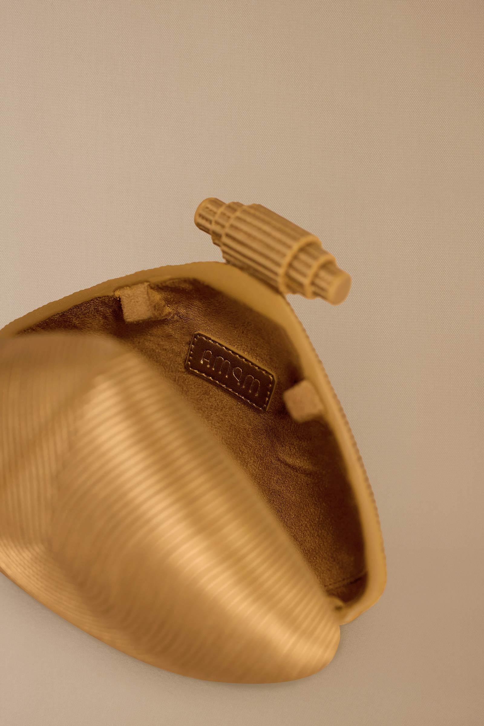 Iyana Clutch - Image 8