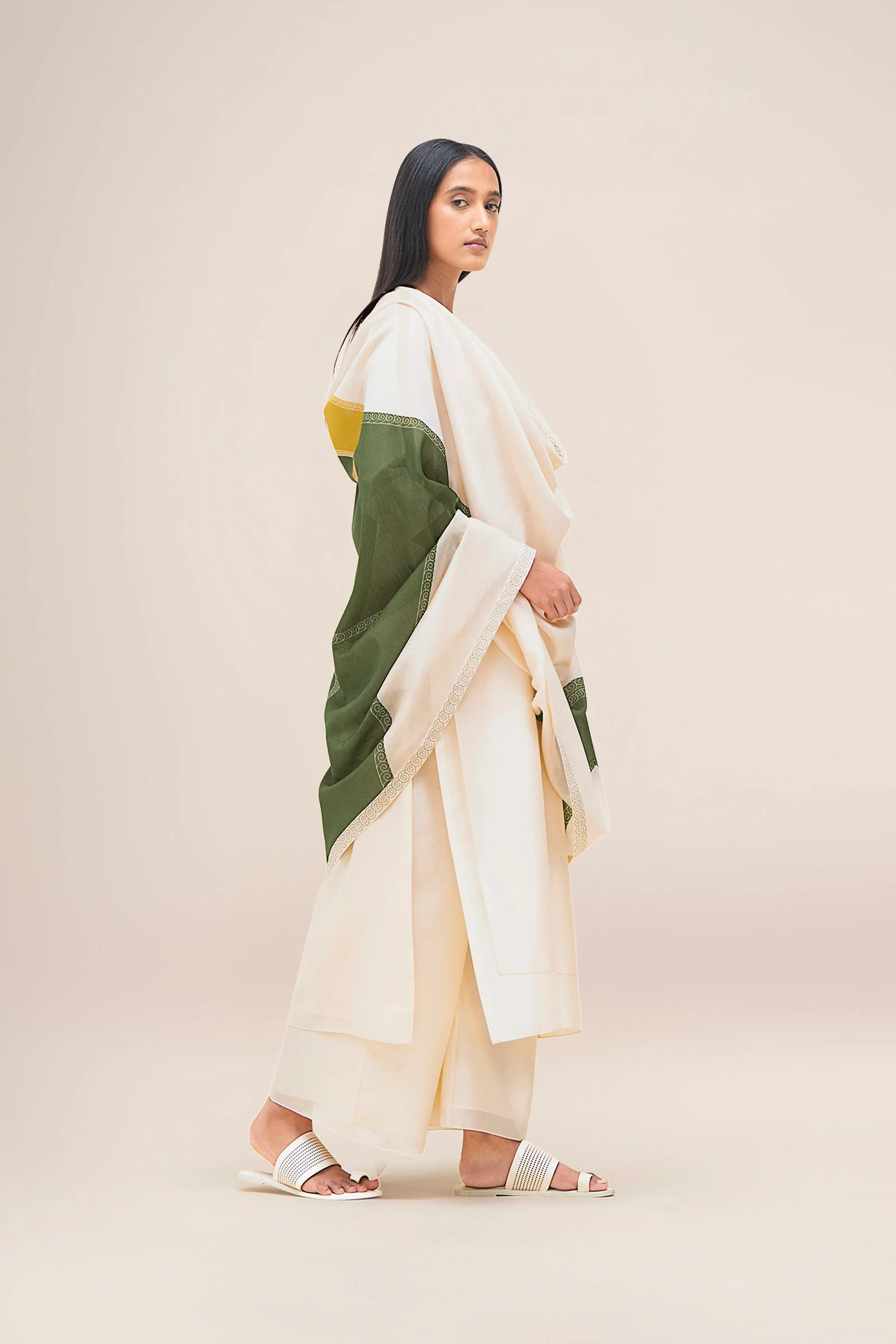 Koyal Kurta Set - Image 6