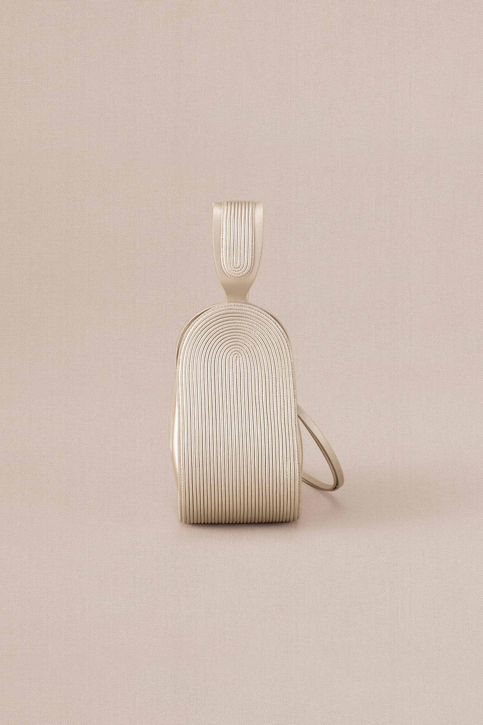 Nésara Bucket Bag - Image 4
