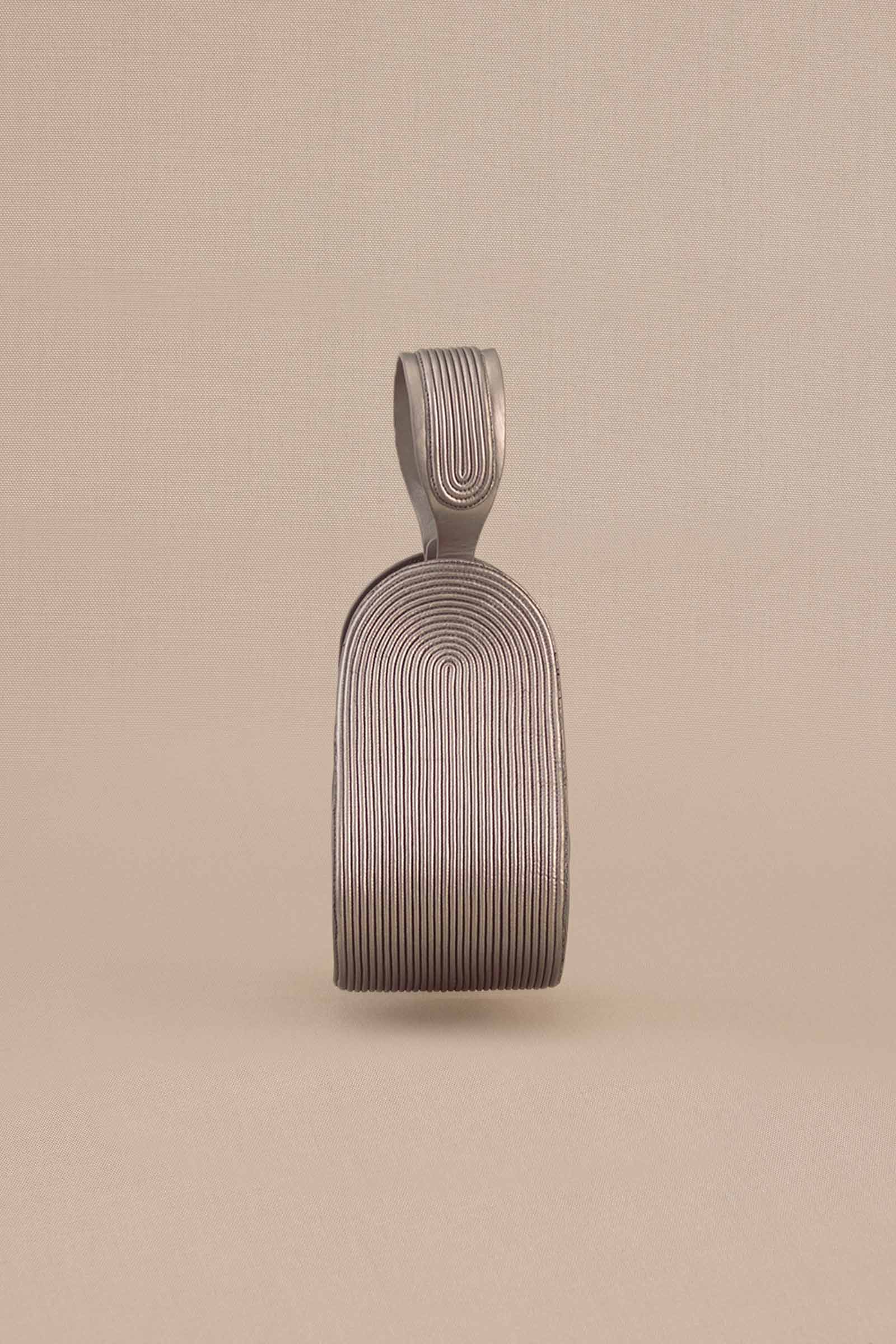 Nésara Bucket Bag - Image 4