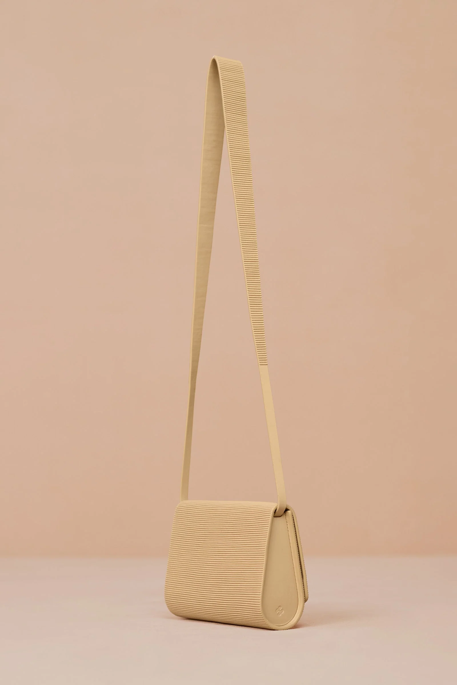 Nevue Sling Bag - Image 11