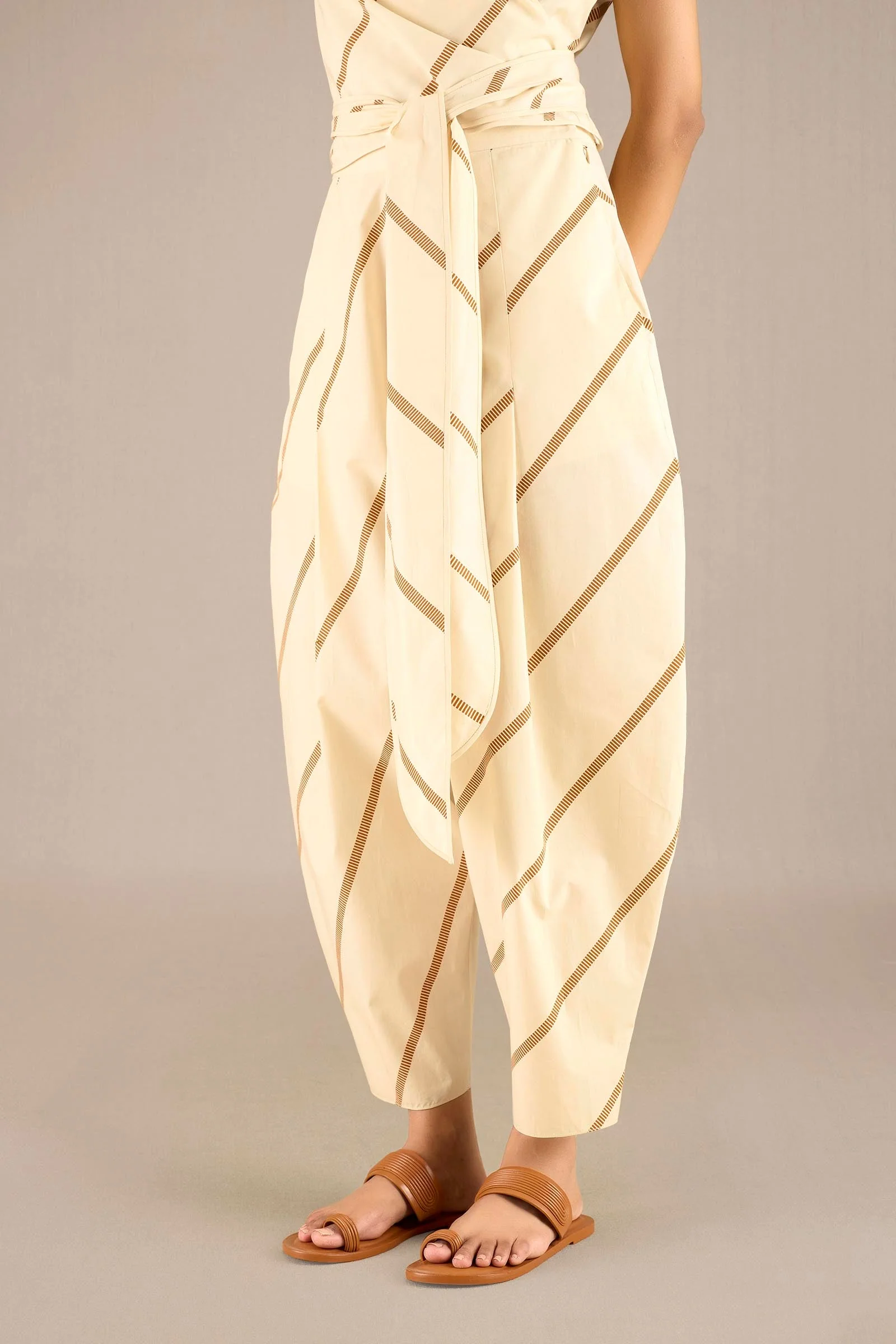 Nira Top Set - Image 6