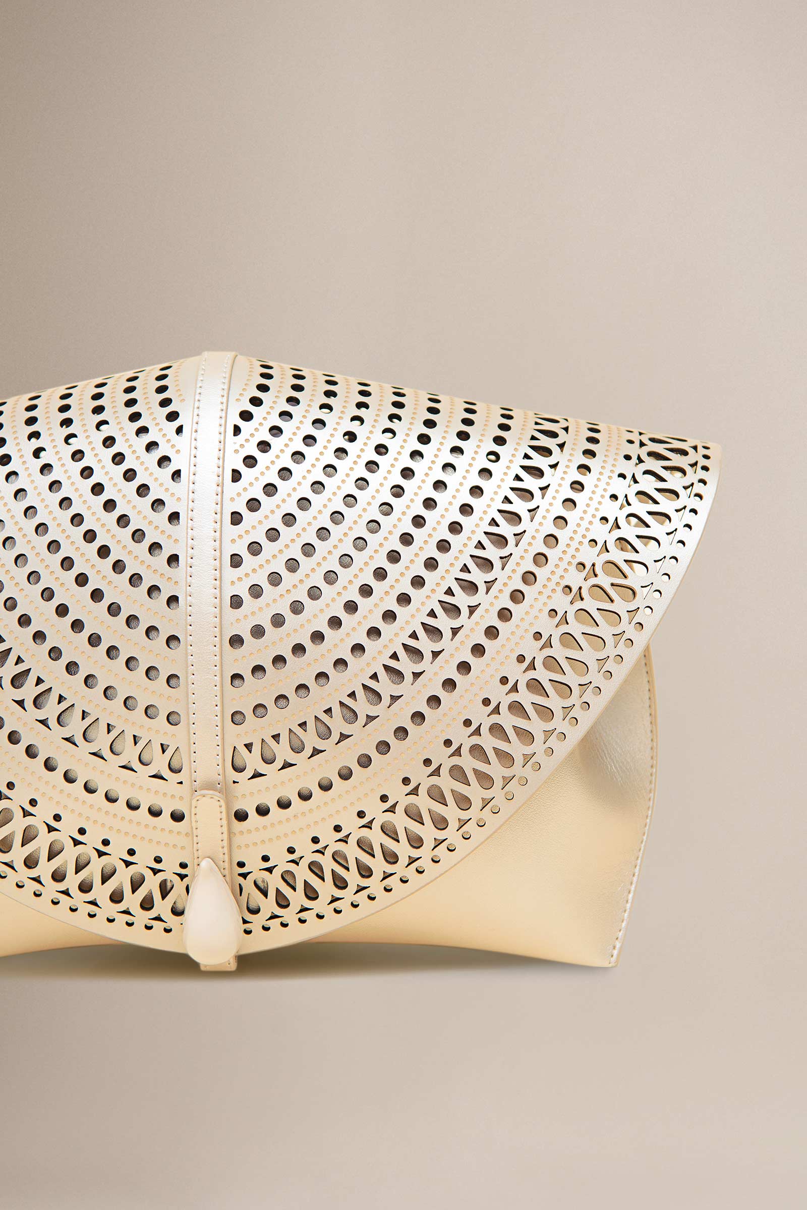 Oriole Clutch - Image 4