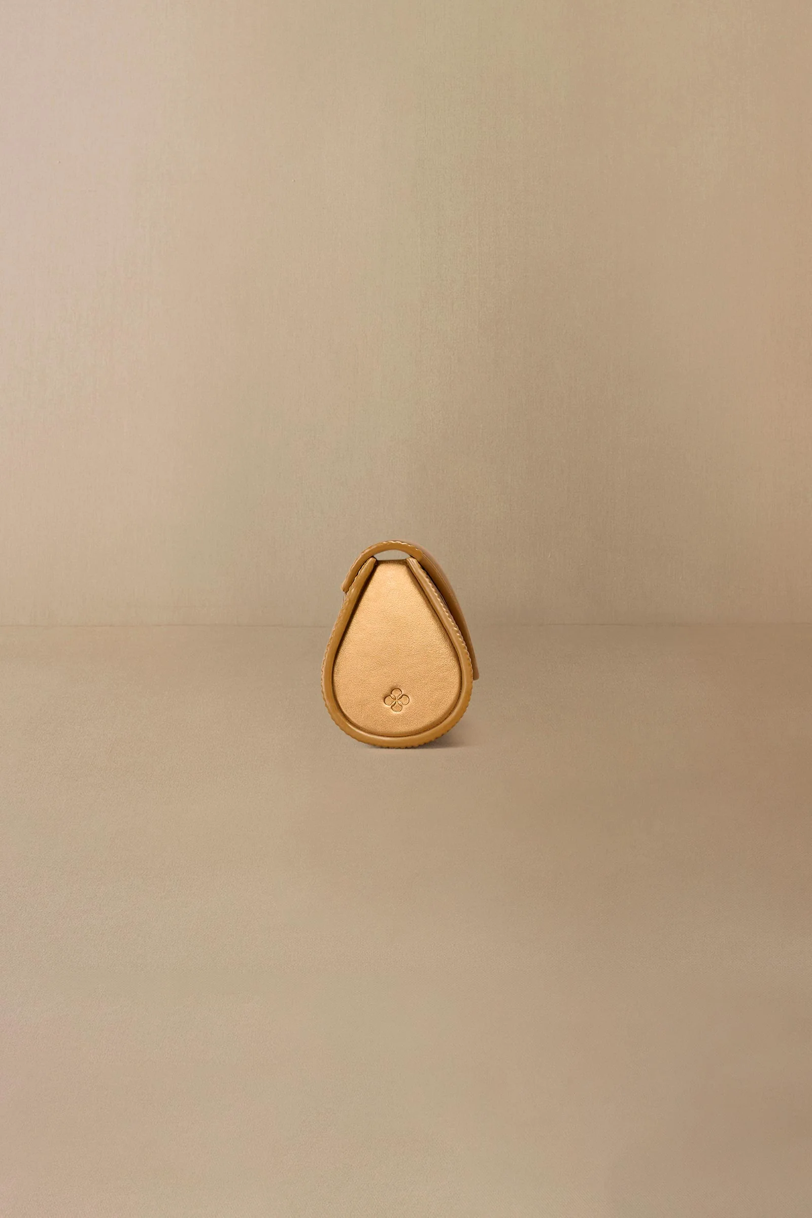 Reba Clutch - Image 5