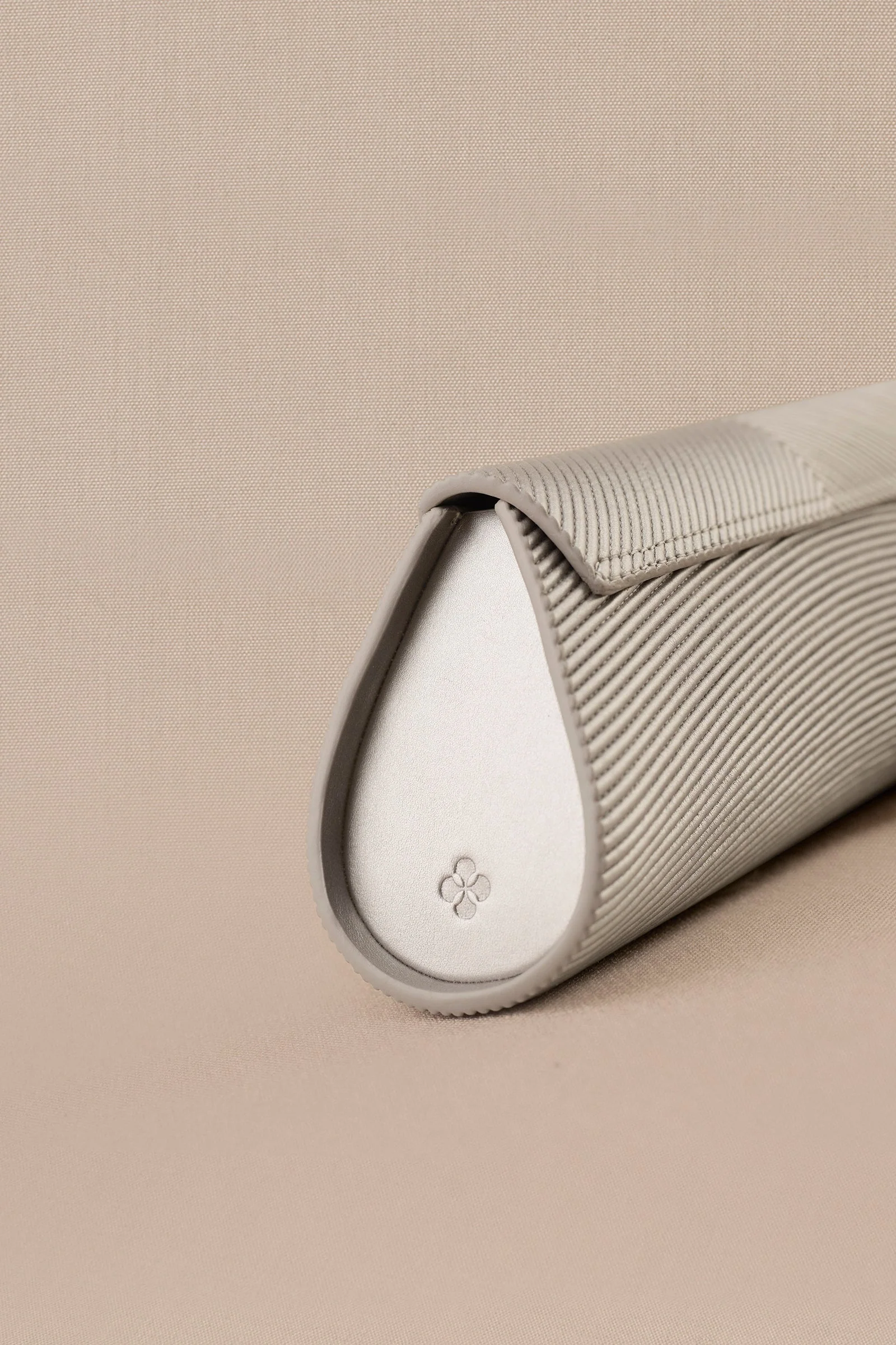Reba Clutch - Image 5