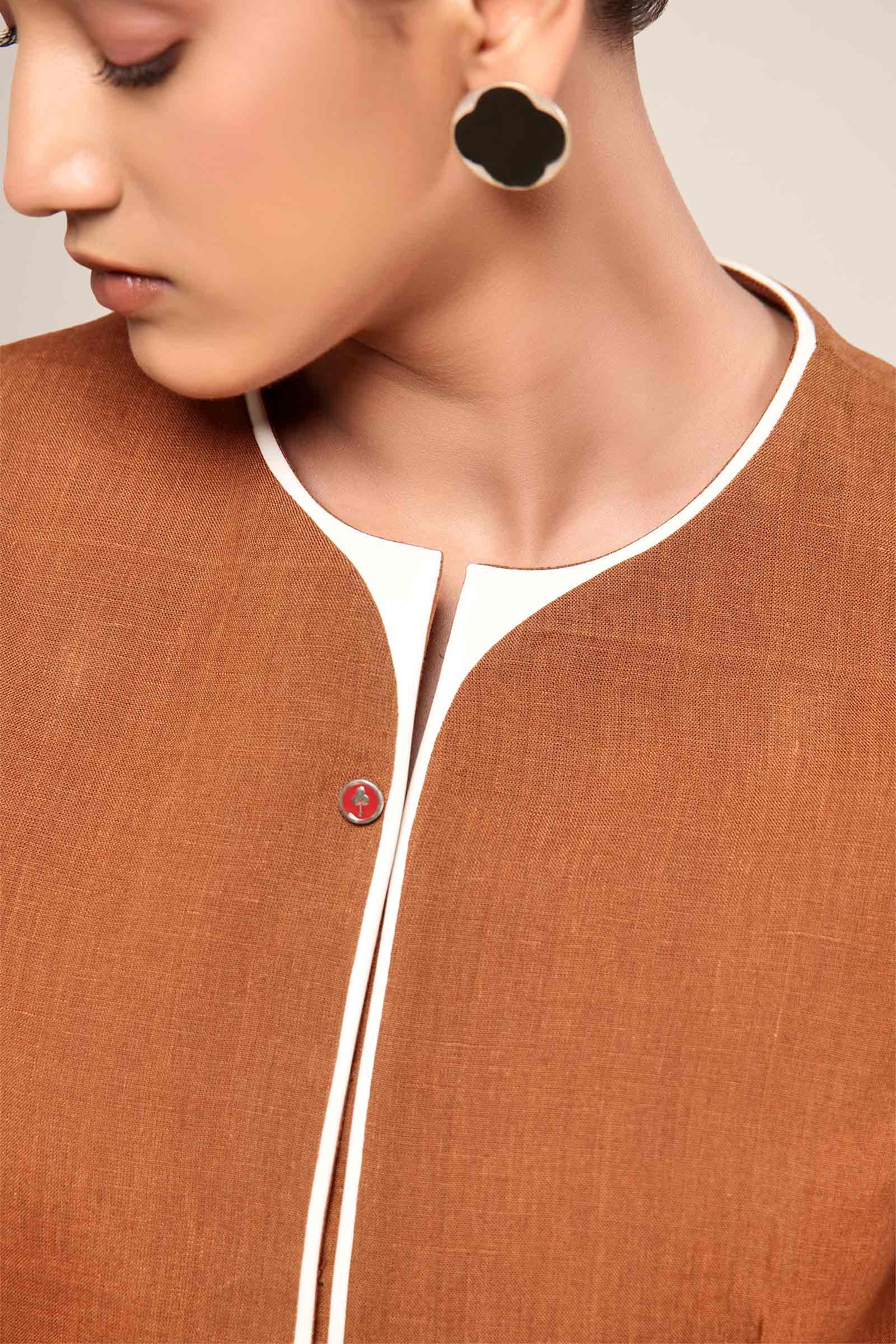 Rumi Waistcoat - Image 6
