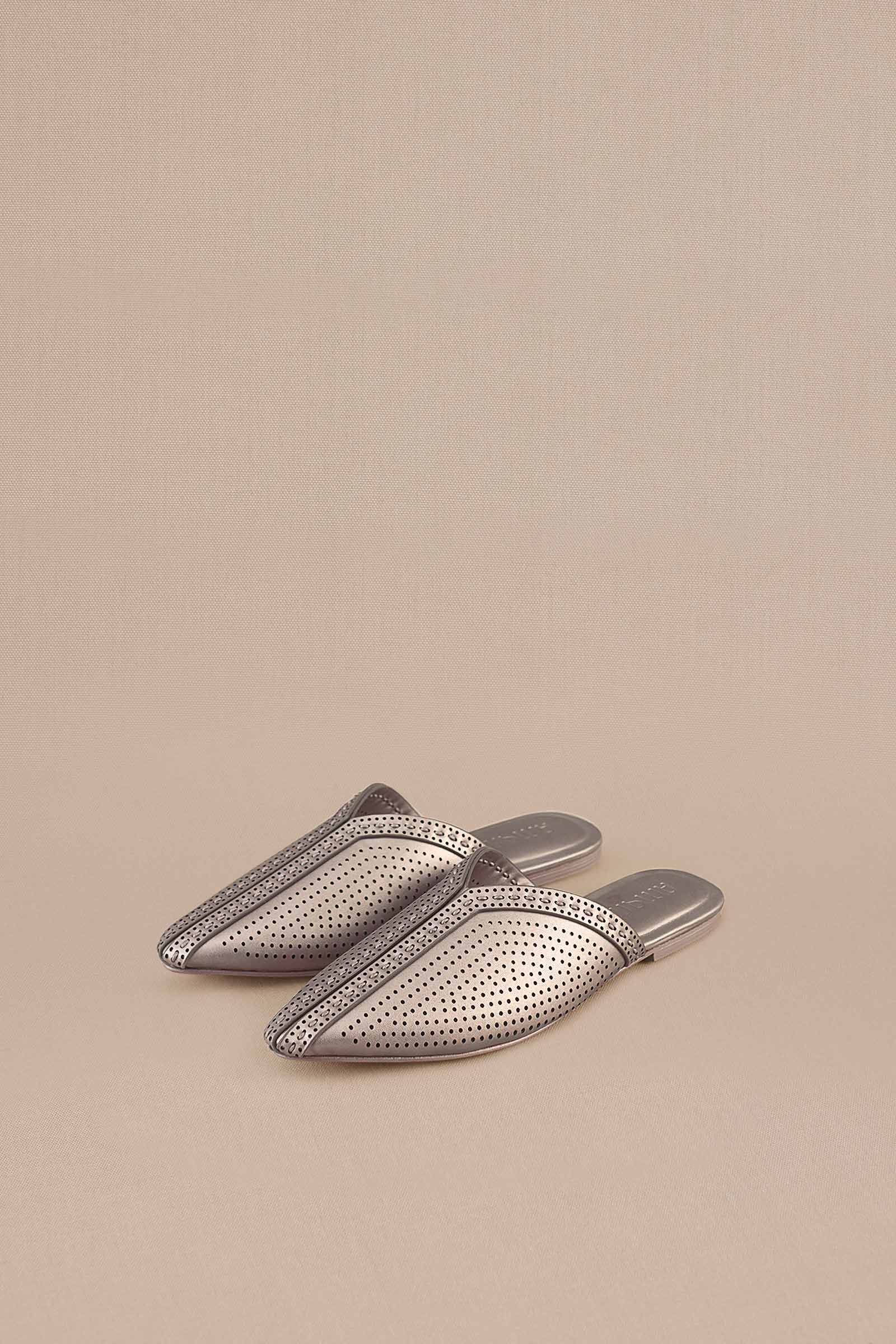 Sabiha Mules - Image 2