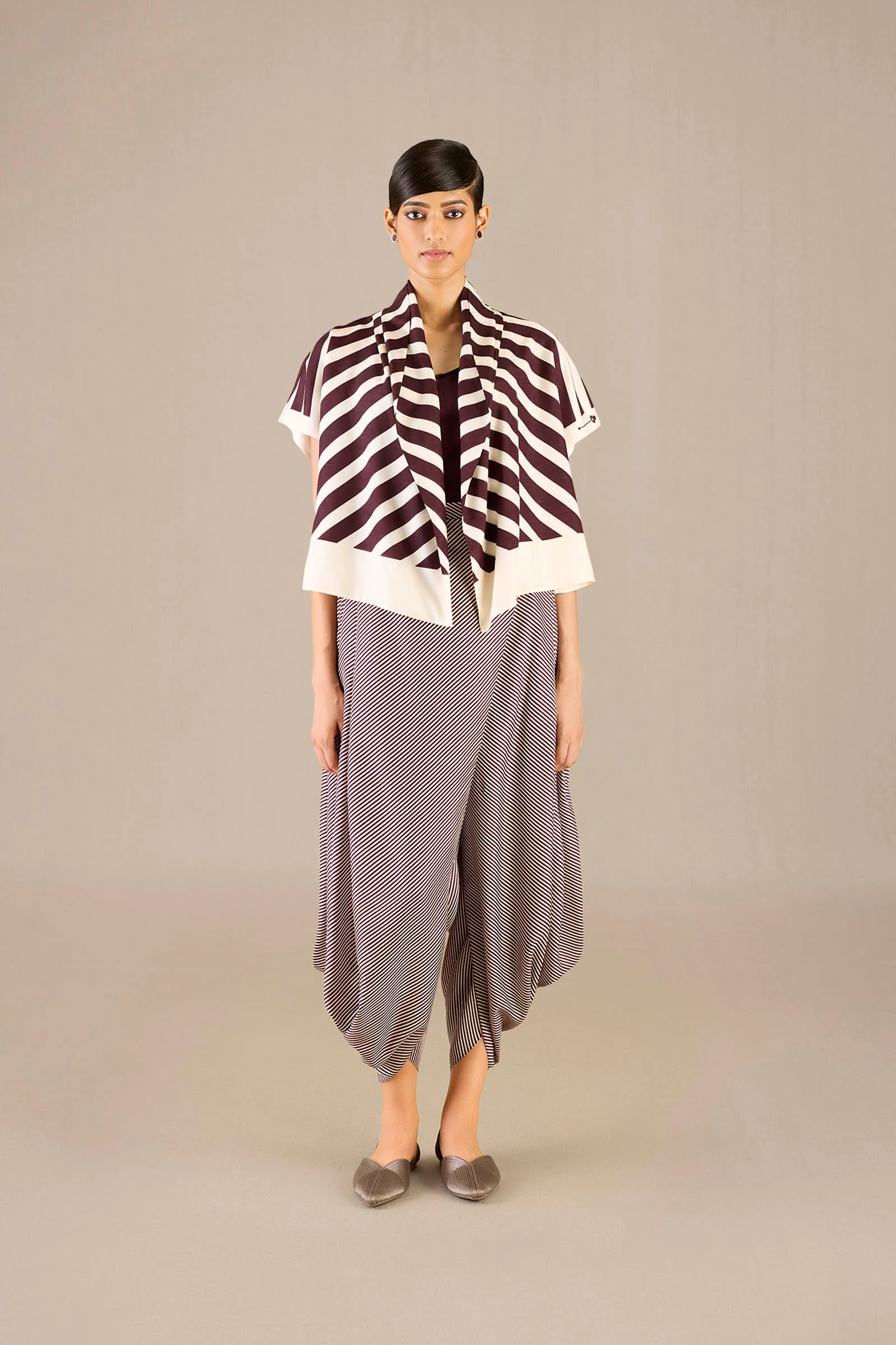 Safiya Jacket Set - Image 2