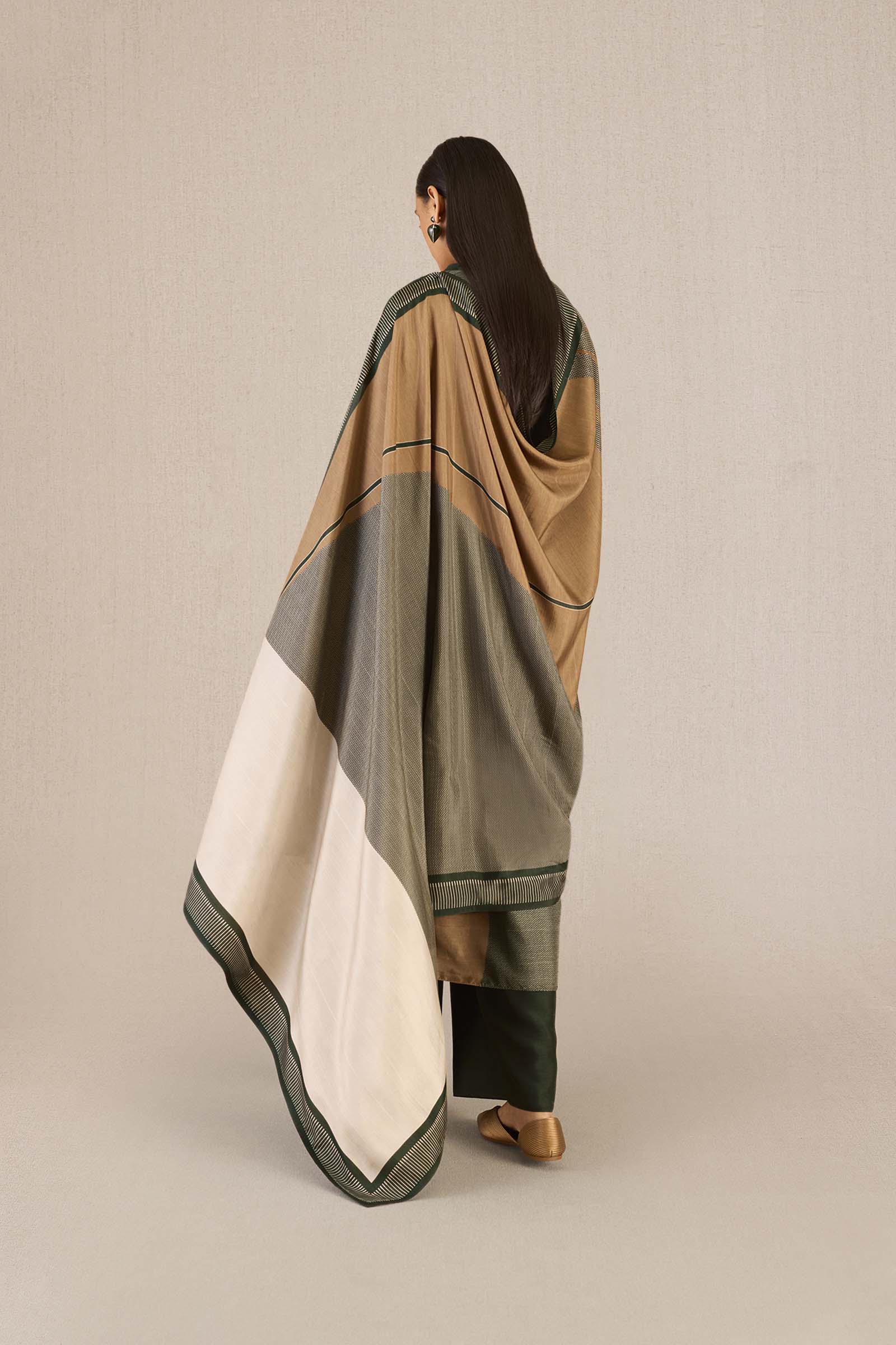 Sahira Kurta Set - Image 10