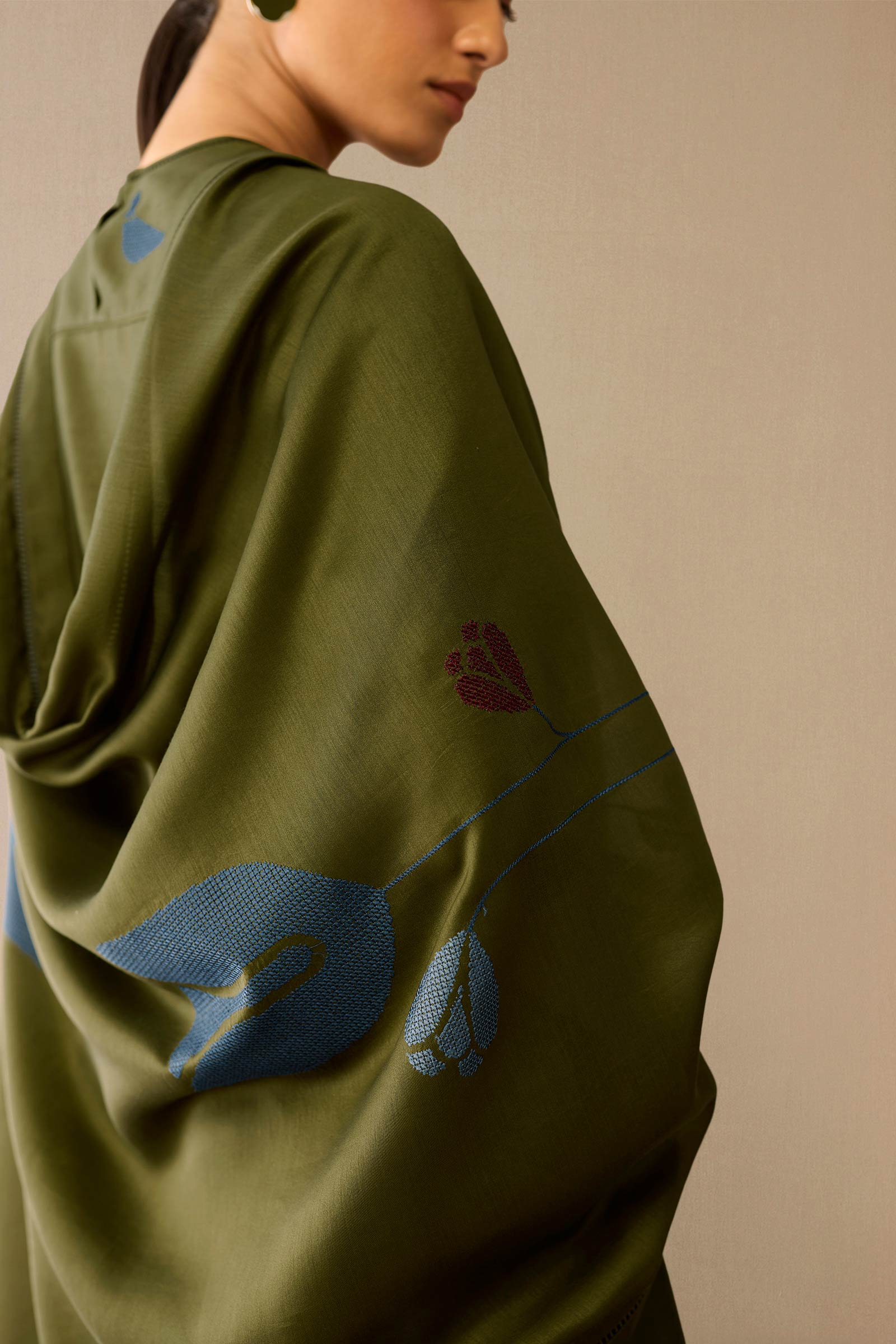 Samreen Kurta Set - Image 5