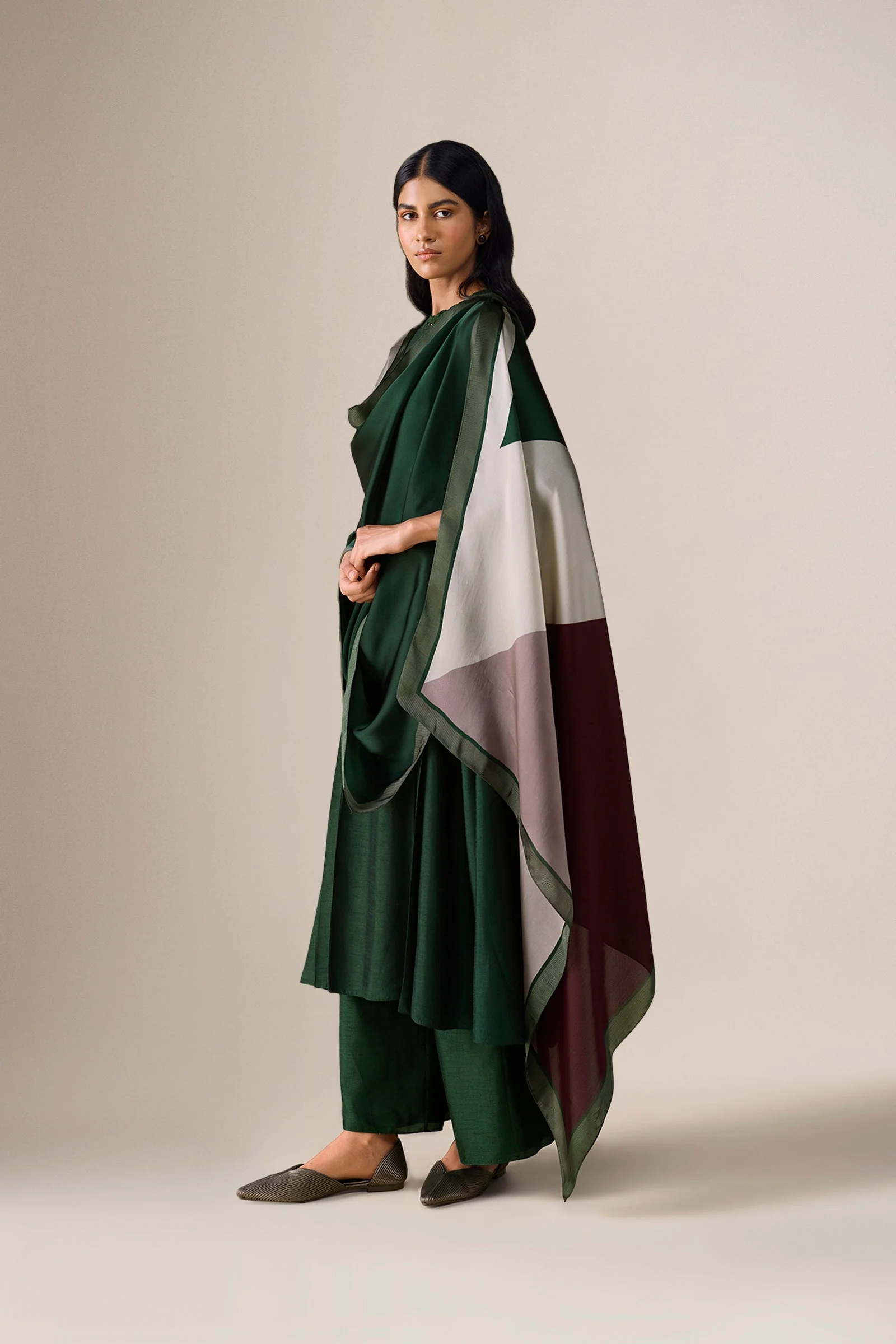 Shiloh Kurta Set - Image 3