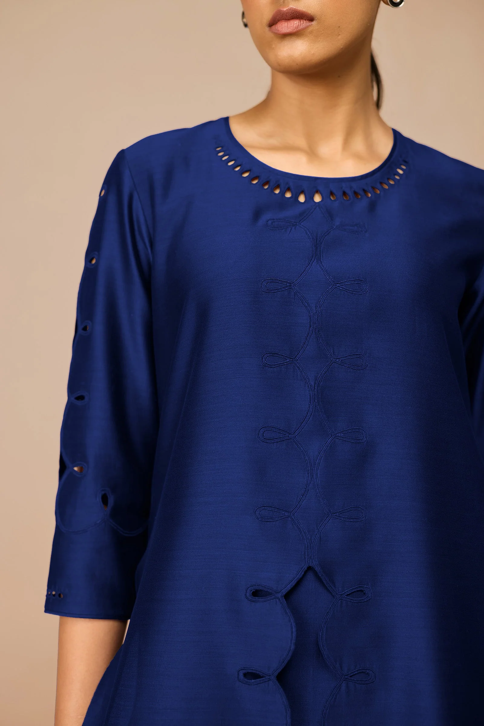 Svara Kurta Set - Image 4