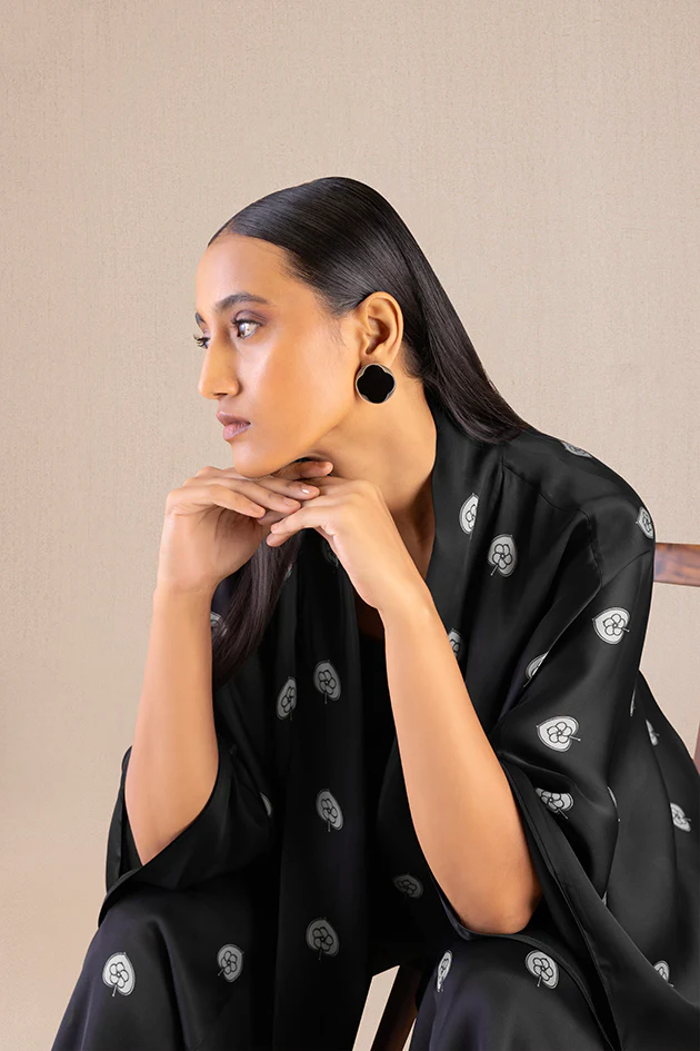Umaya Cape Set - Image 3