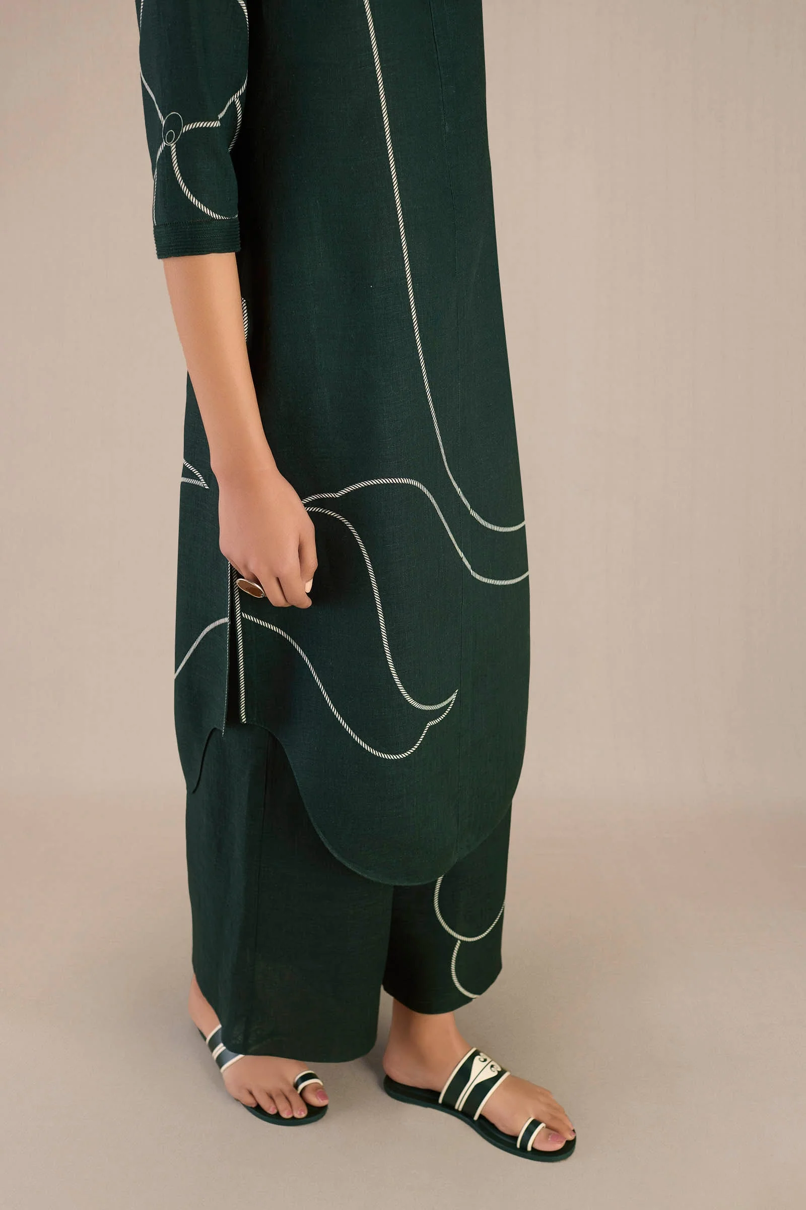 Vardah Tunic Set - Image 4