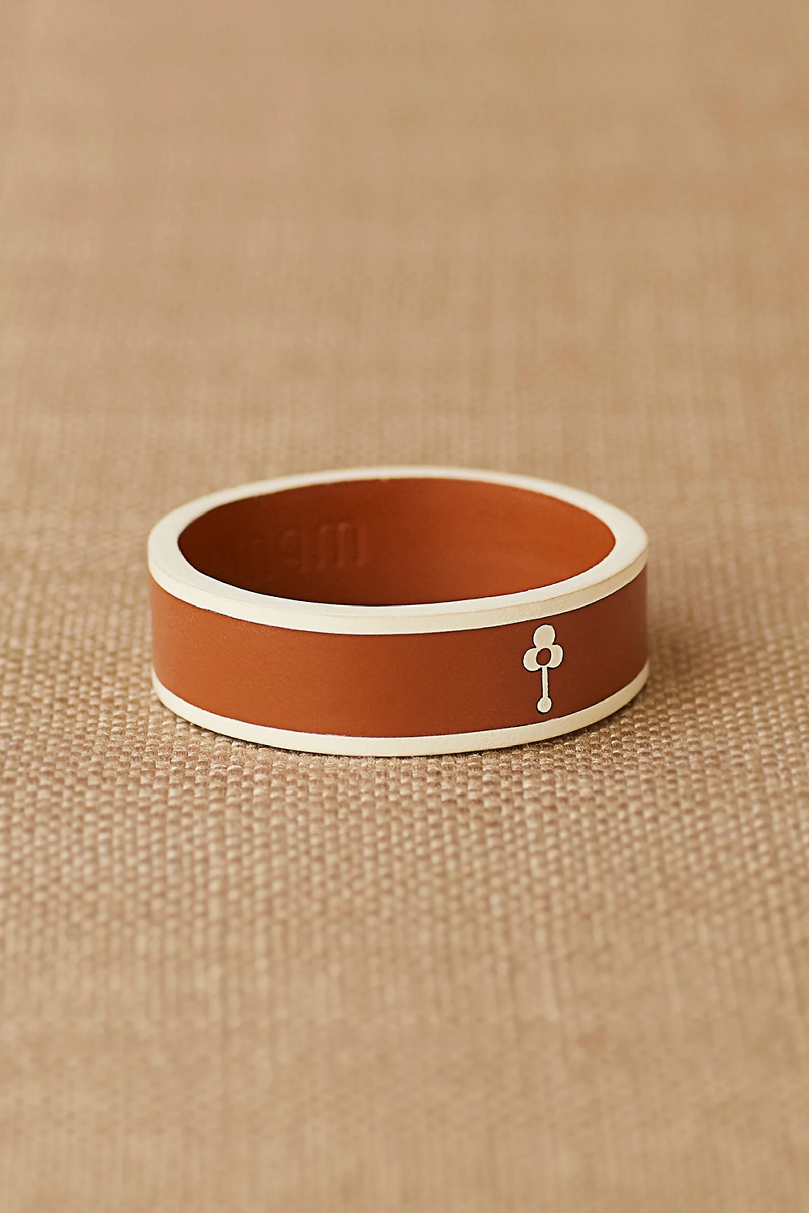 Vera Cuff - Image 4