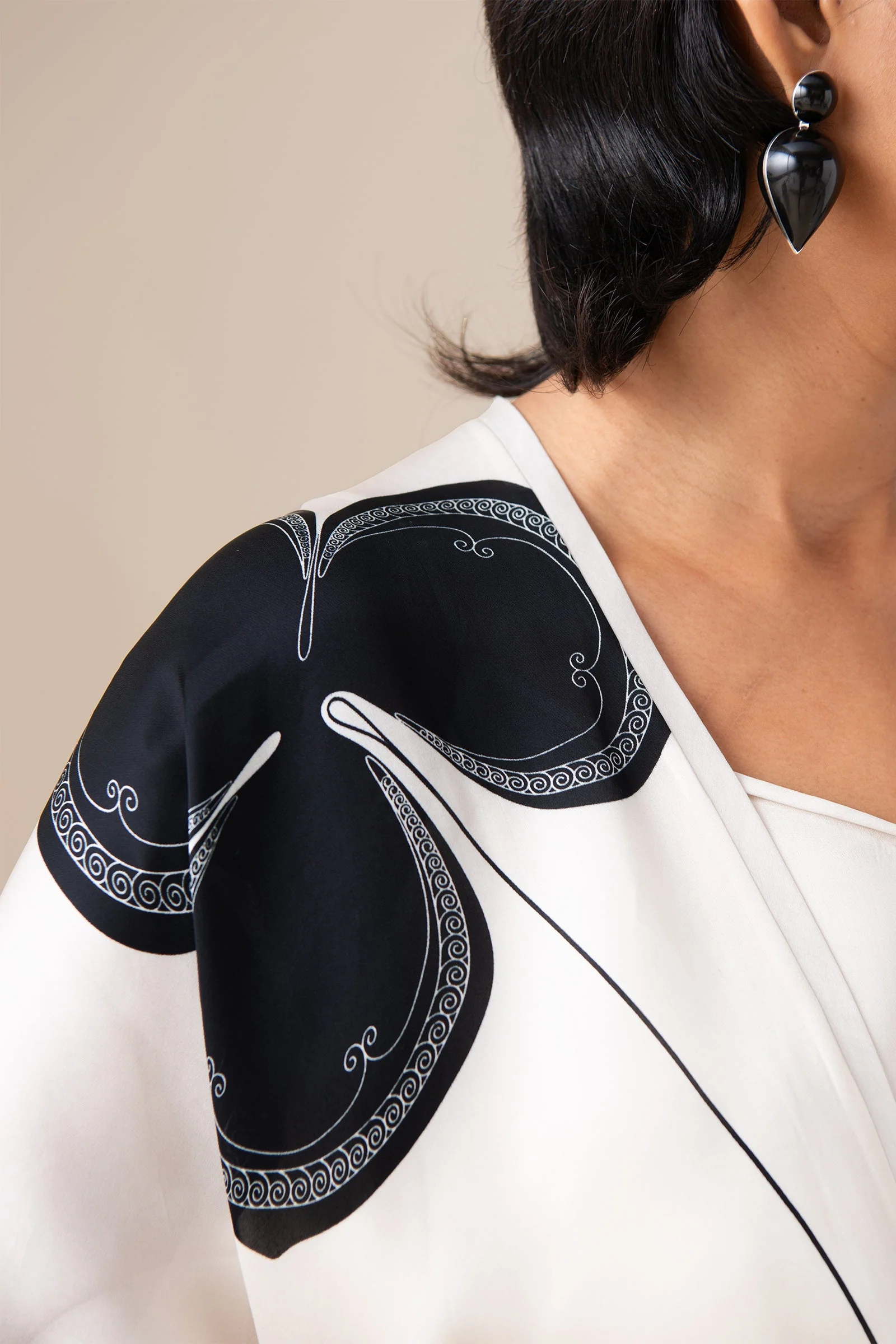 Veya Cape Set - Image 4