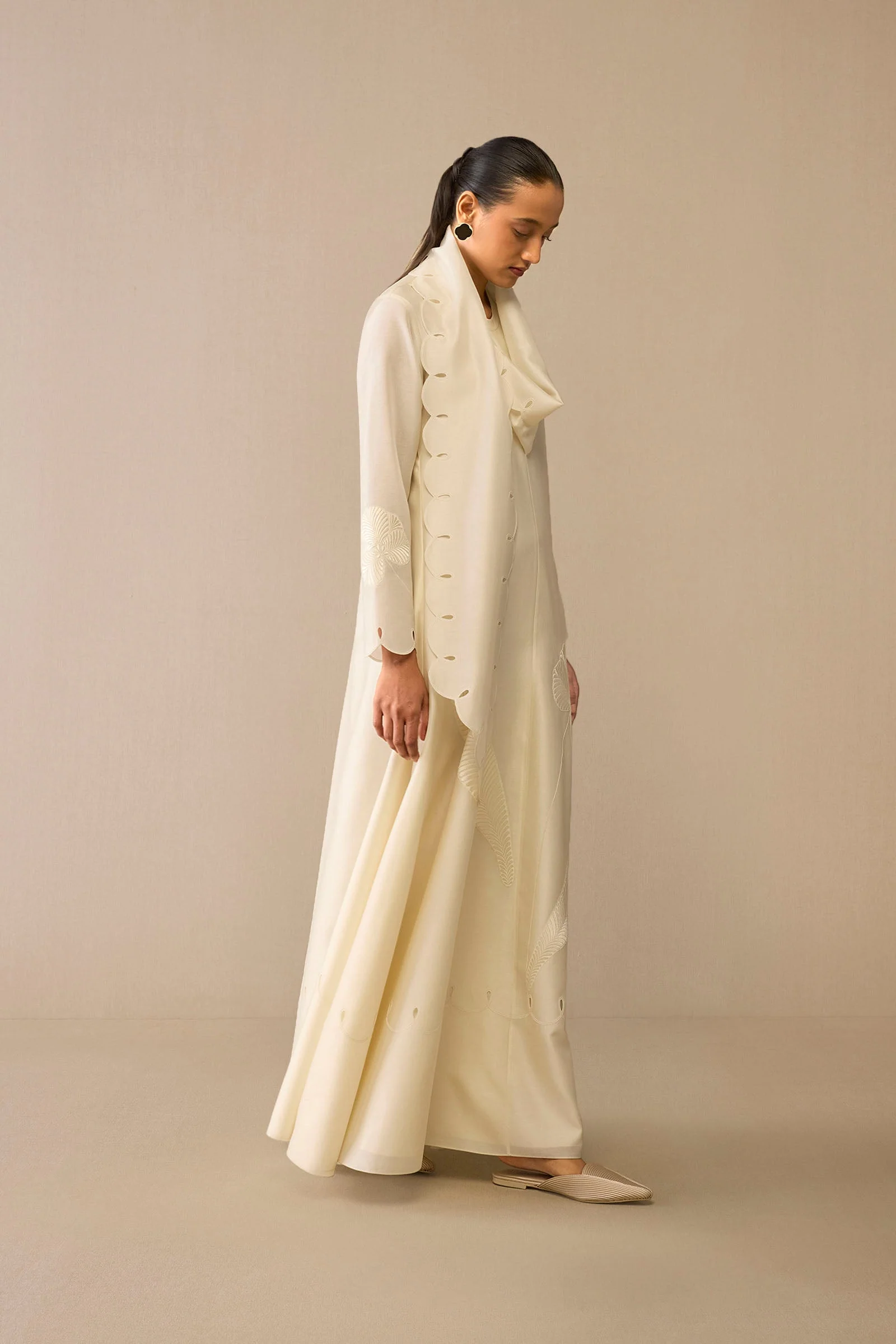 Zainat Dress - Image 9