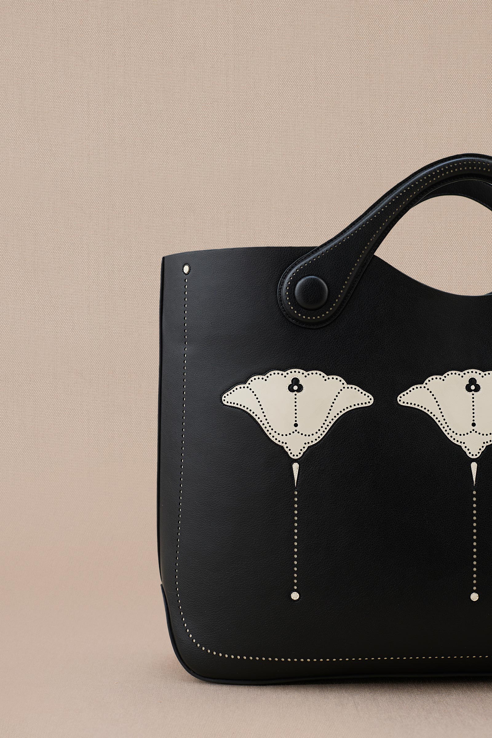Zora Tote Bag - Image 7